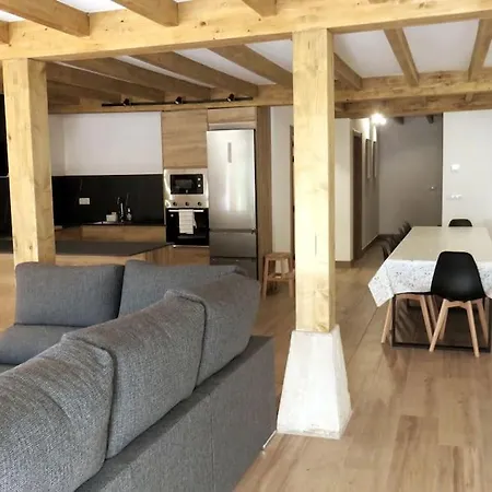 Casa Familiar Cerca De Cabarceno * Penagos