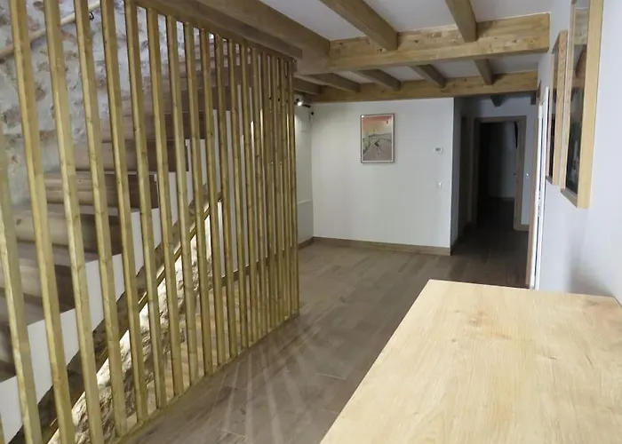 בית נופש Casa Familiar Cerca De Cabarceno *